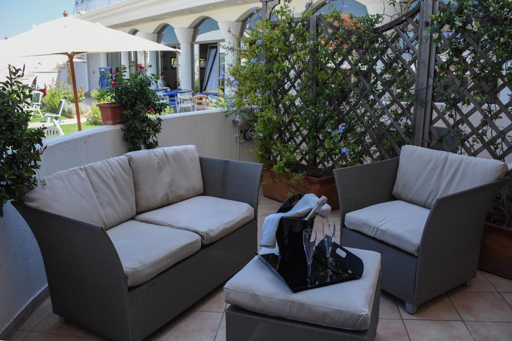 Hotel D'Altavilla Canosa di Puglia Exterior foto
